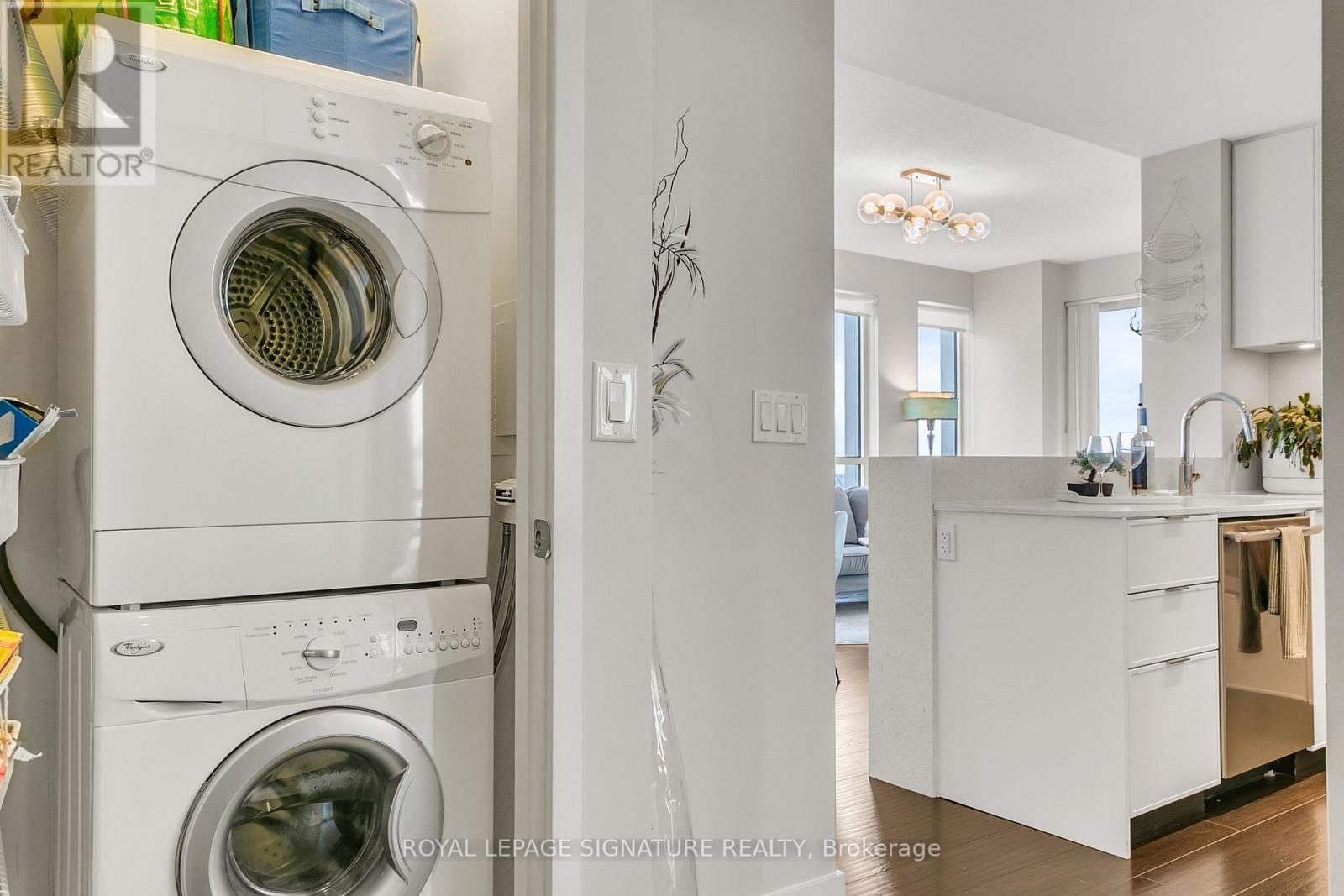 1302 - 170 Sumach Street, Toronto, Ontario  M5A 0C3 - Photo 37 - C12845252