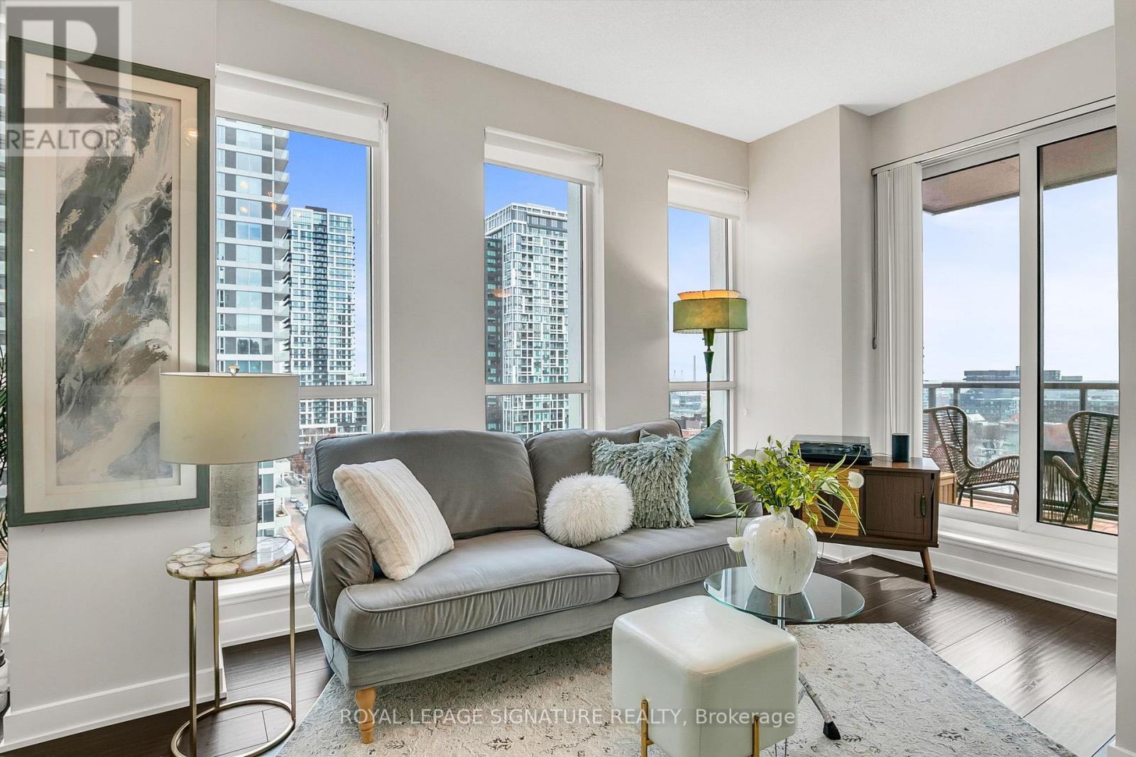 1302 - 170 Sumach Street, Toronto, Ontario  M5A 0C3 - Photo 7 - C12845252