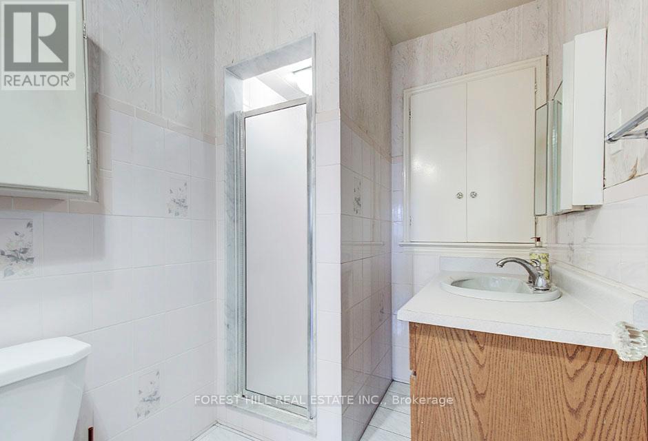 123 Bevdale Road, Toronto, Ontario  M2R 1L9 - Photo 27 - C12845340