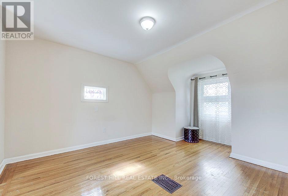 123 Bevdale Road, Toronto, Ontario  M2R 1L9 - Photo 32 - C12845340