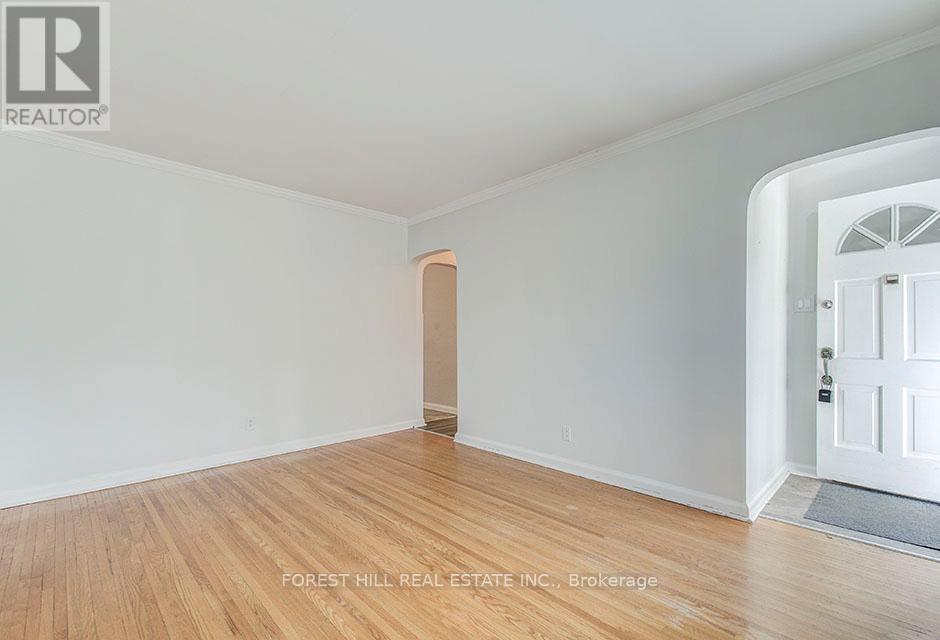 123 Bevdale Road, Toronto, Ontario  M2R 1L9 - Photo 4 - C12845340