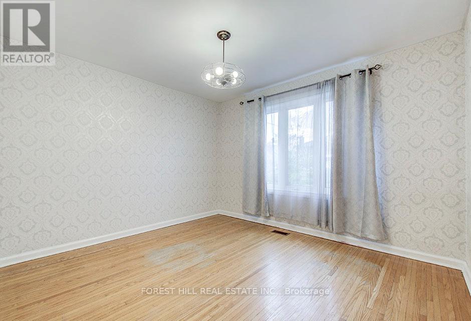 123 Bevdale Road, Toronto, Ontario  M2R 1L9 - Photo 8 - C12845340