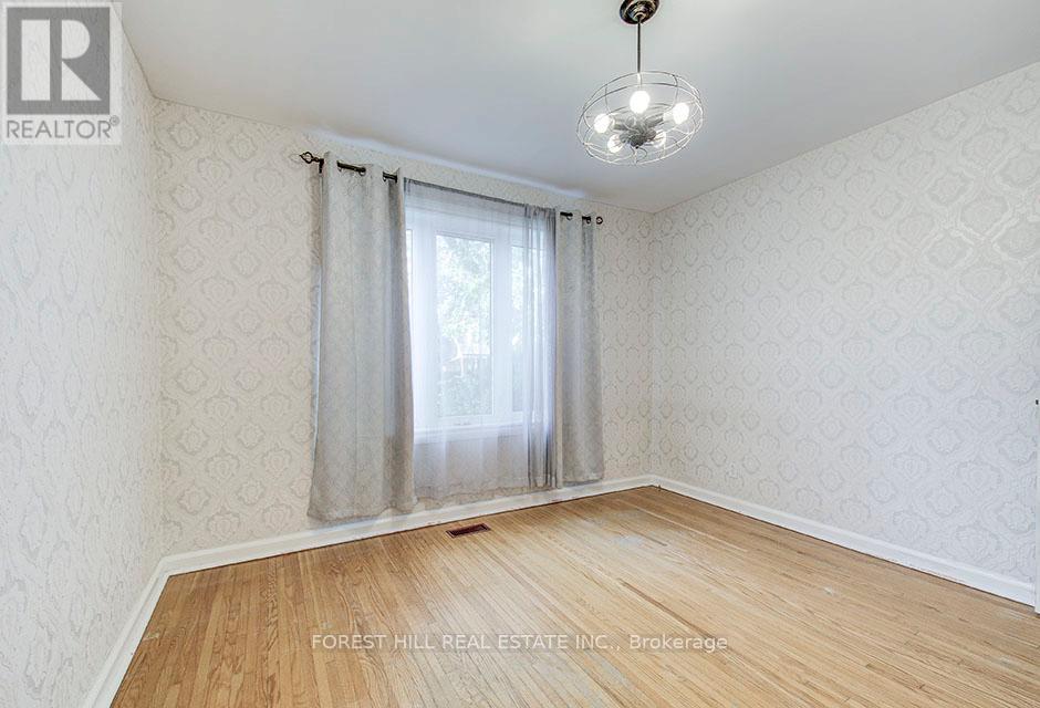 123 Bevdale Road, Toronto, Ontario  M2R 1L9 - Photo 9 - C12845340