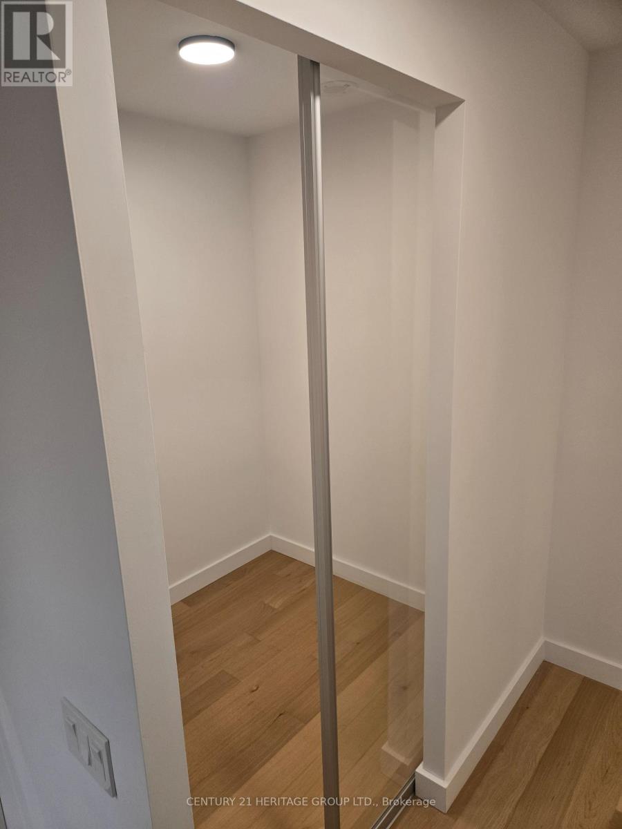 333 - 1720 Bayview Avenue, Toronto, Ontario  M4G 3C4 - Photo 9 - C12845354