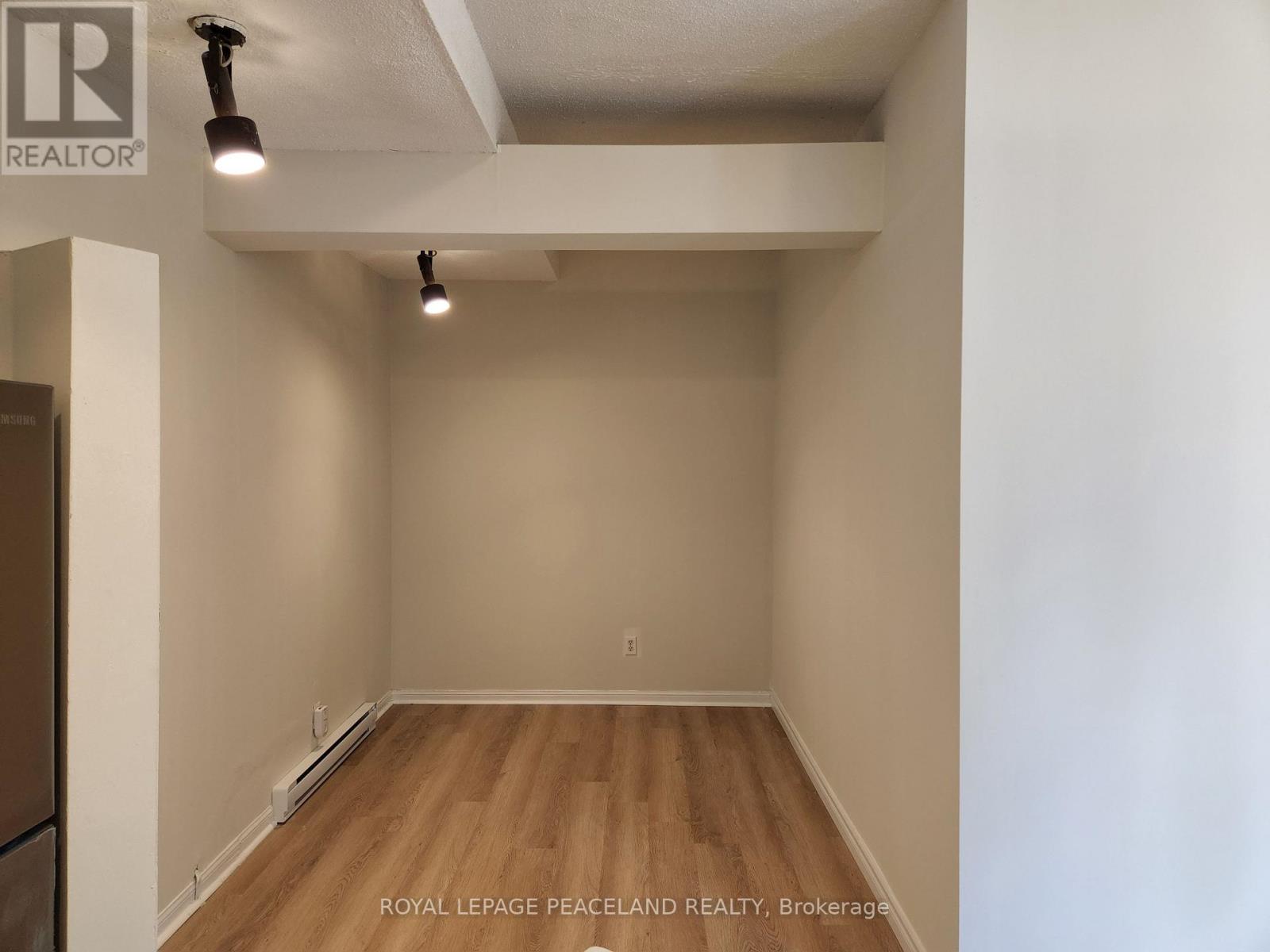 4 - 556 Spadina Crescent, Toronto, Ontario  M5S 2J9 - Photo 13 - C12845362