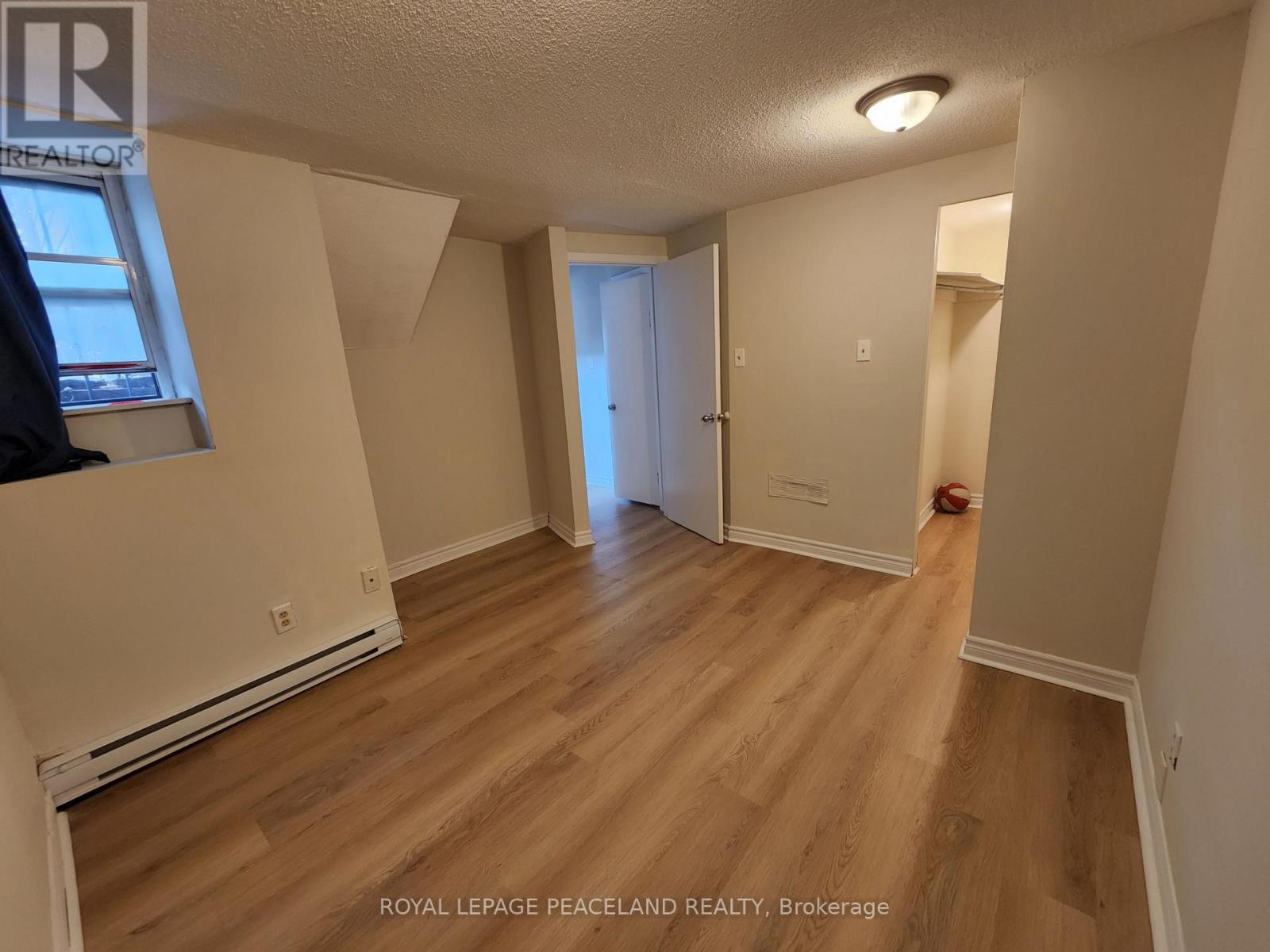 4 - 556 Spadina Crescent, Toronto, Ontario  M5S 2J9 - Photo 8 - C12845362