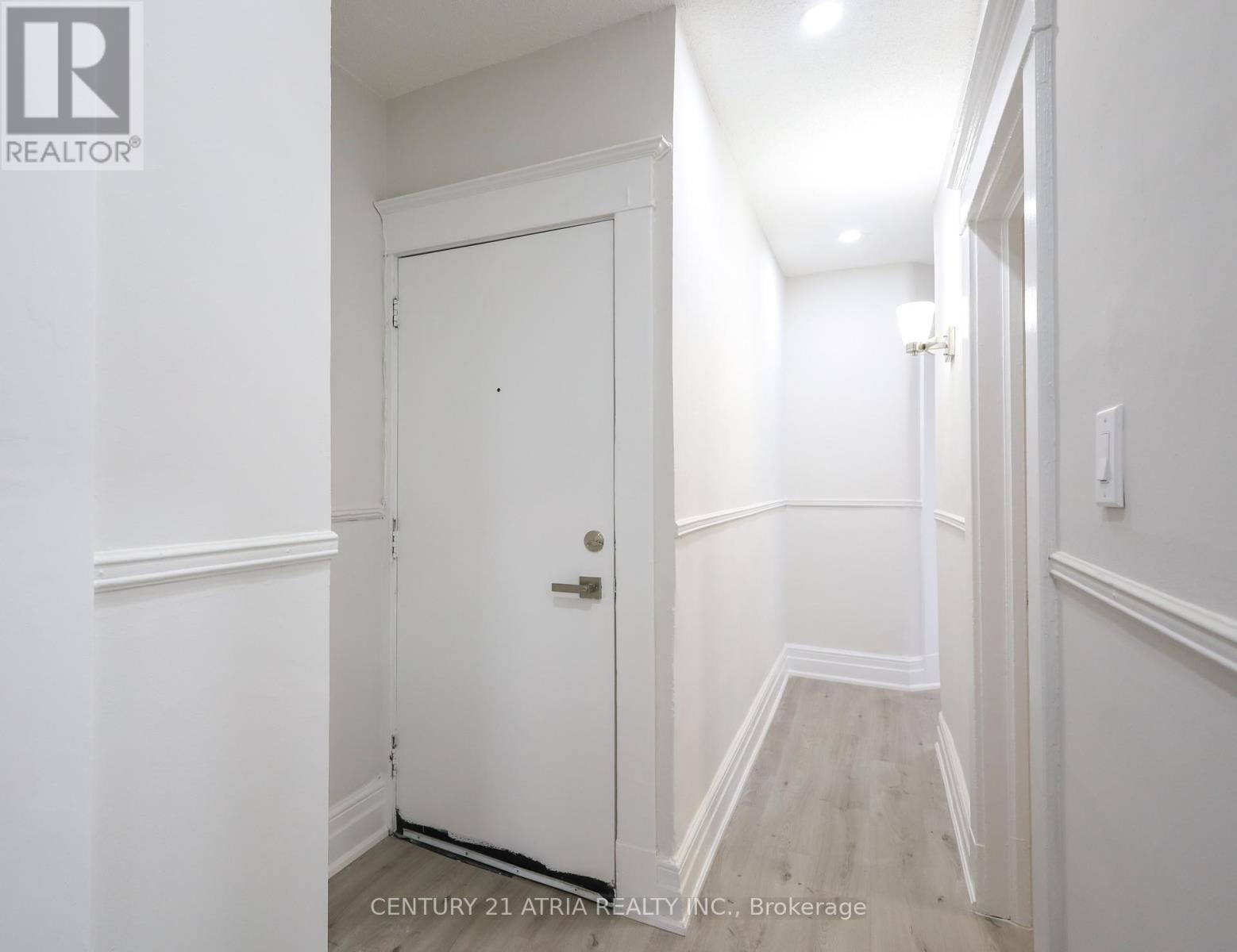 3 - 605 College Street, Toronto, Ontario  M6G 1B5 - Photo 2 - C12845378