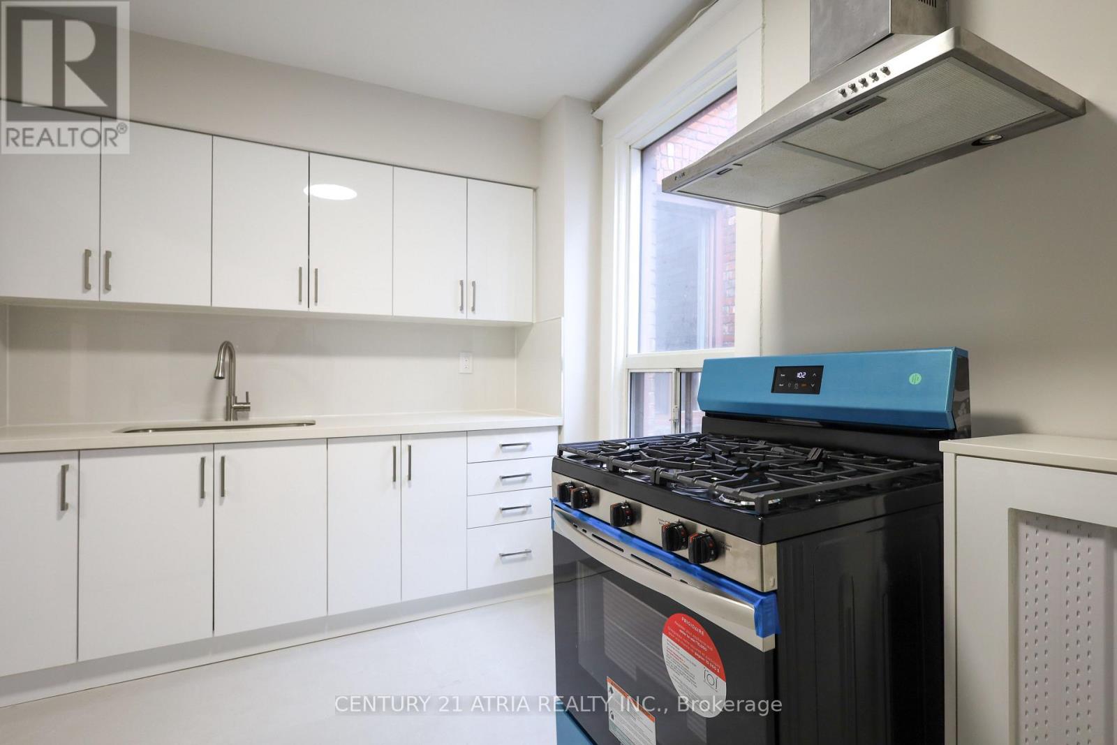 3 - 605 College Street, Toronto, Ontario  M6G 1B5 - Photo 8 - C12845378