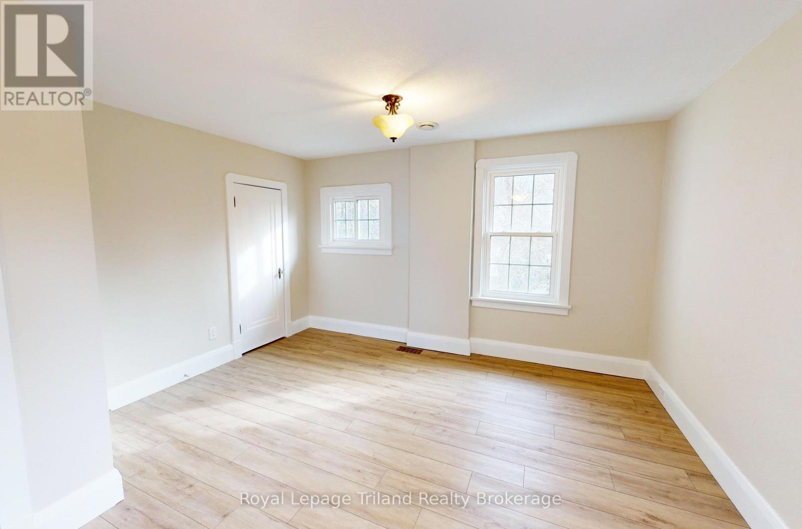 2 - 145 Vansittart Avenue, Woodstock, Ontario  N4S 6E5 - Photo 4 - X12845300