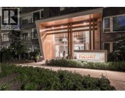 208 277 W 1ST STREET, North Vancouver, British Columbia