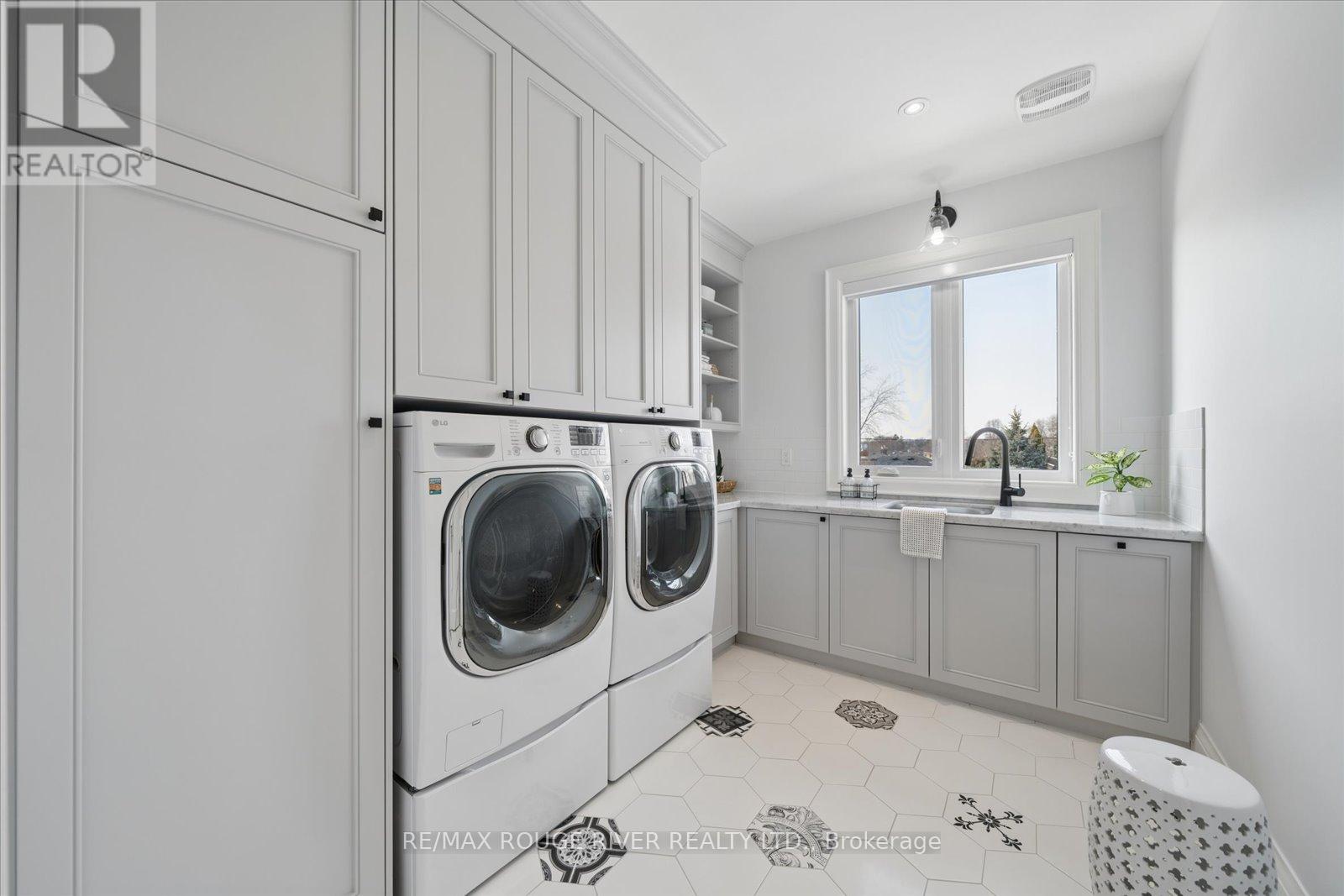 1278 Trellis Court, Pickering, Ontario  L1W 1J2 - Photo 32 - E12845154