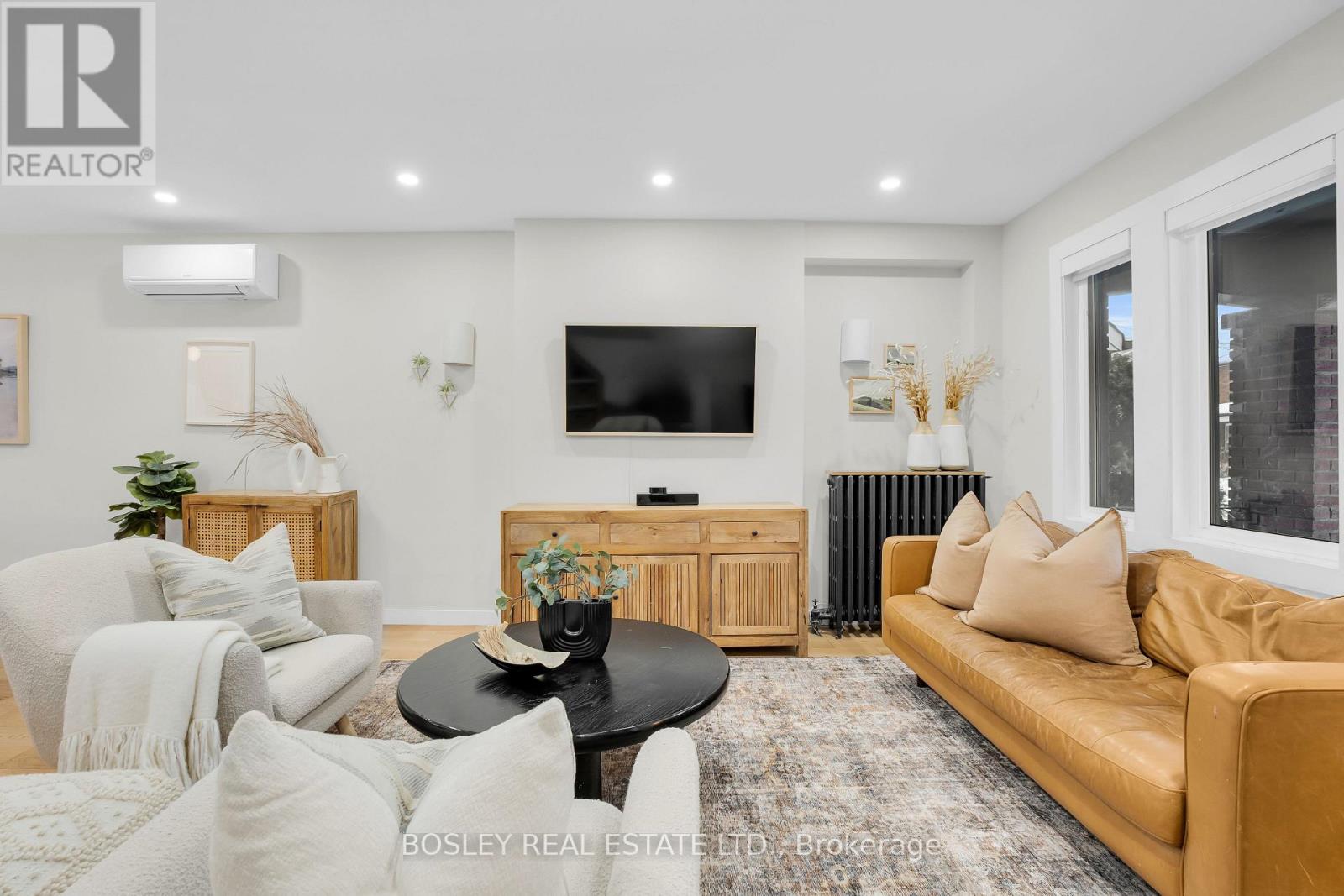 13 Springdale Boulevard, Toronto, Ontario  M4J 1W4 - Photo 6 - E12845238