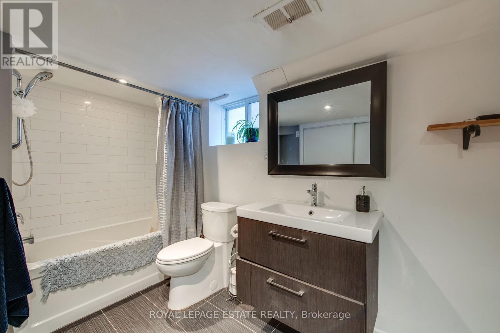 65 Queensbury Avenue, Toronto, Ontario  M1N 2X8 - Photo 16 - E12845314