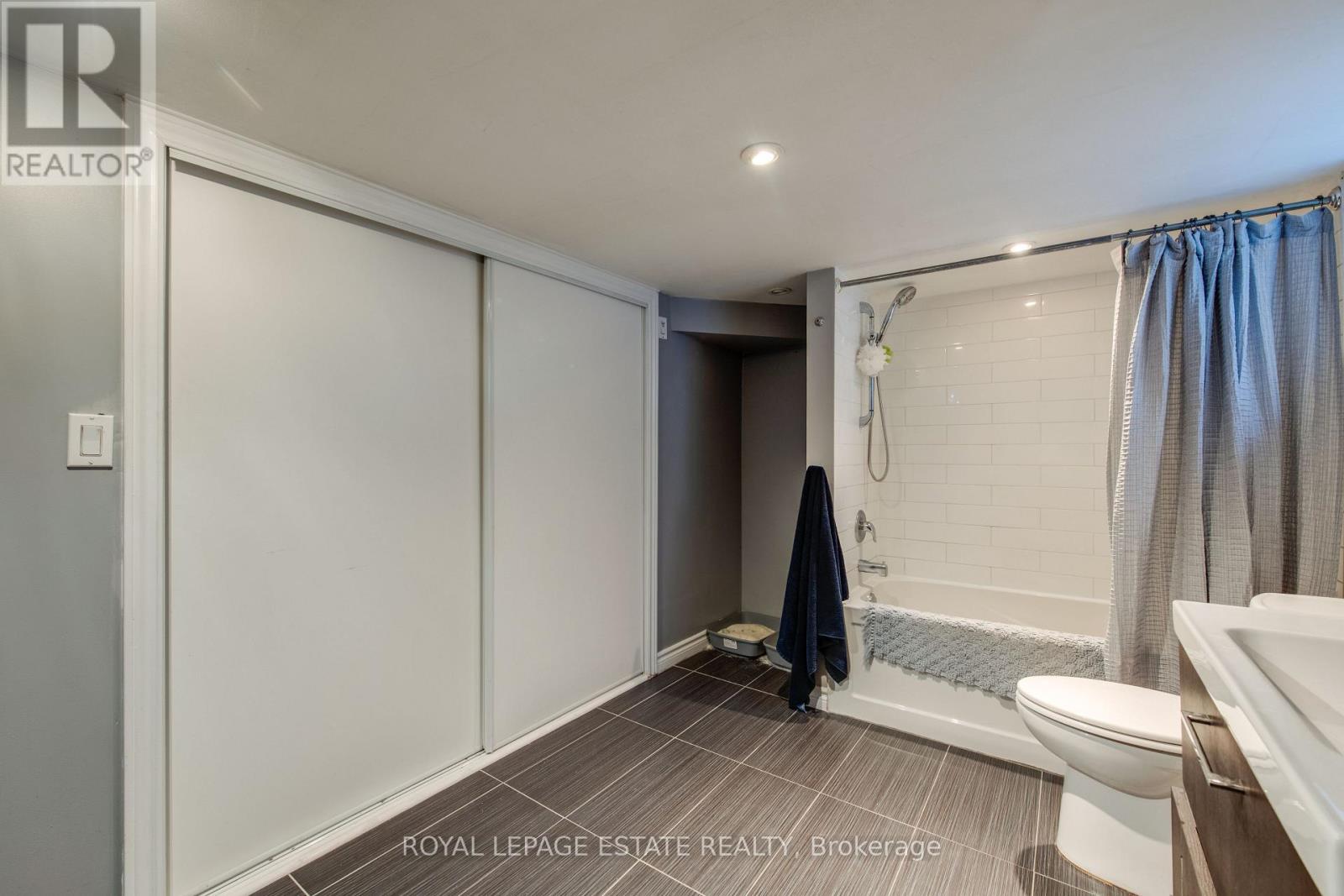 65 Queensbury Avenue, Toronto, Ontario  M1N 2X8 - Photo 18 - E12845314