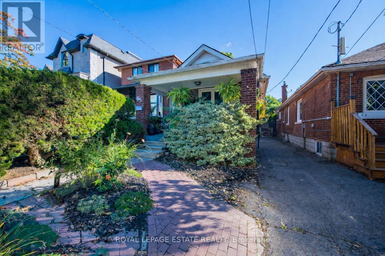 65 Queensbury Avenue, Toronto, Ontario  M1N 2X8 - Photo 2 - E12845314