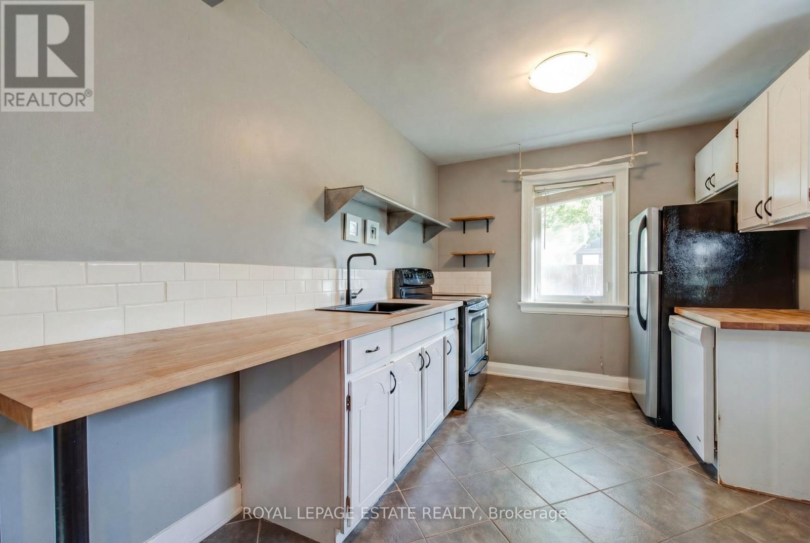 65 Queensbury Avenue, Toronto, Ontario  M1N 2X8 - Photo 9 - E12845314