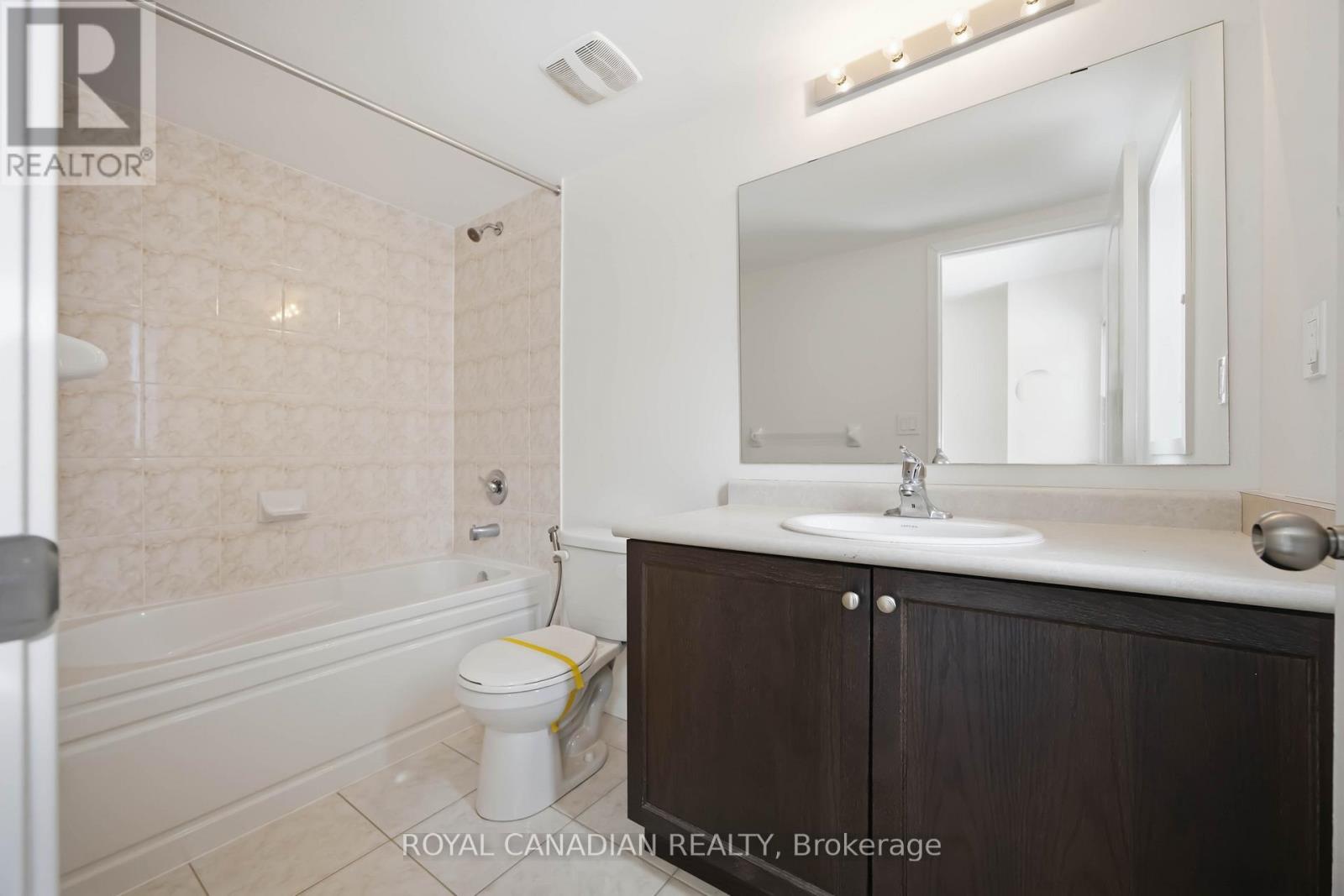 885 Kicking Horse Path, Oshawa, Ontario L1J 0B4 - Photo 11 - E12845352