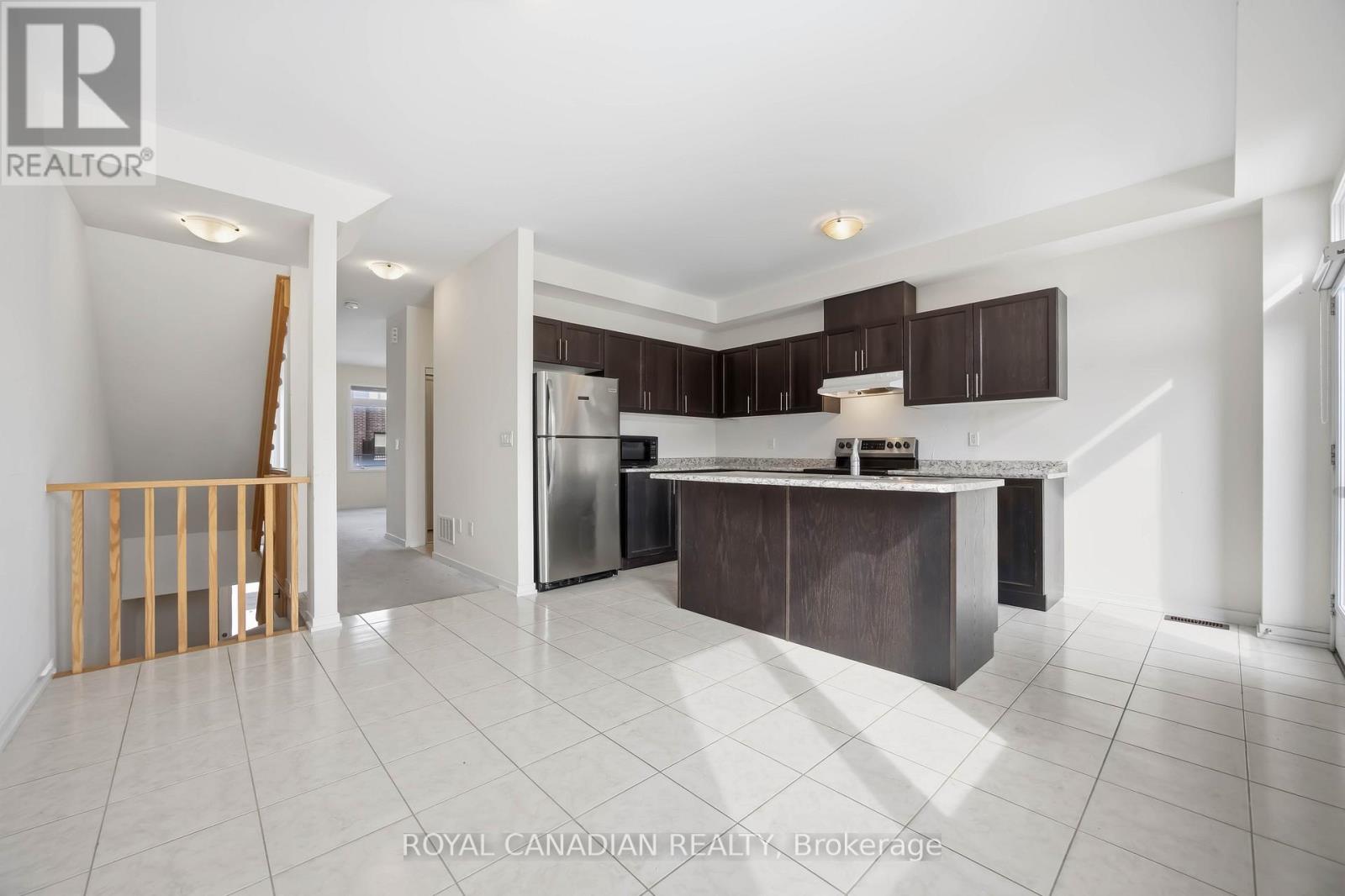 885 Kicking Horse Path, Oshawa, Ontario L1J 0B4 - Photo 15 - E12845352