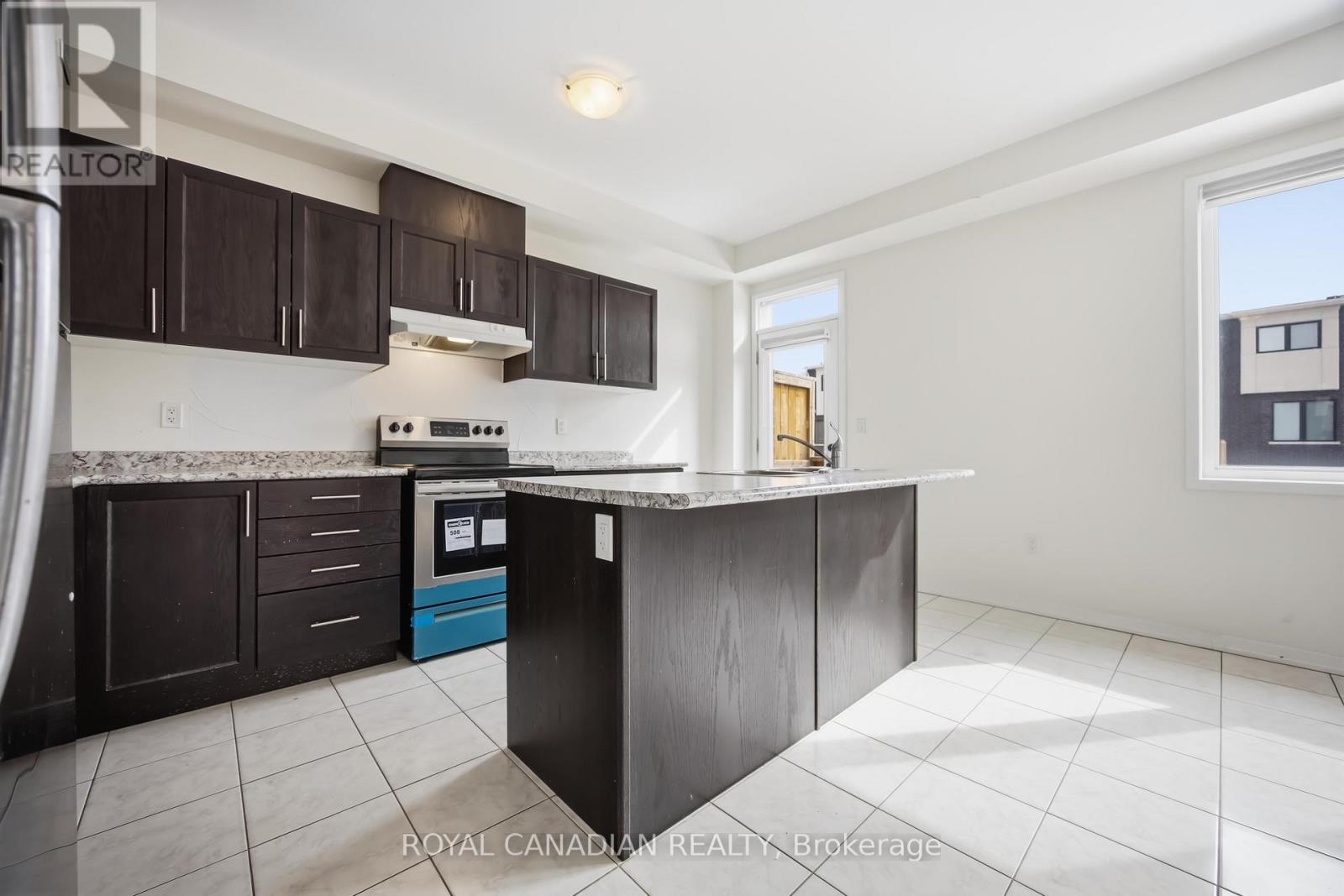 885 Kicking Horse Path, Oshawa, Ontario L1J 0B4 - Photo 19 - E12845352