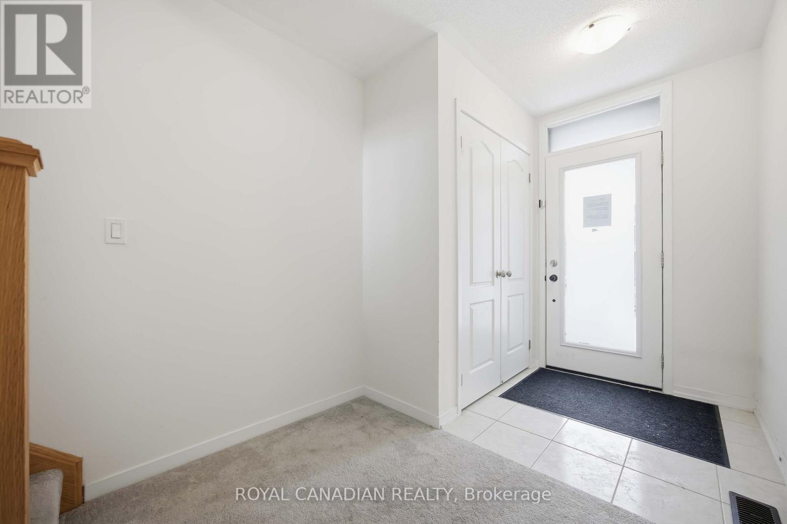 885 Kicking Horse Path, Oshawa, Ontario L1J 0B4 - Photo 6 - E12845352