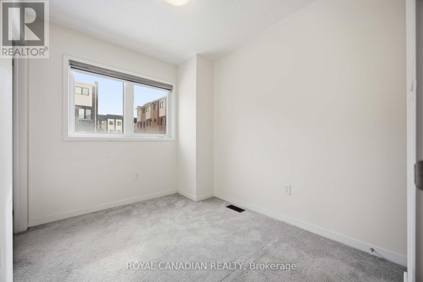 885 Kicking Horse Path, Oshawa, Ontario L1J 0B4 - Photo 9 - E12845352