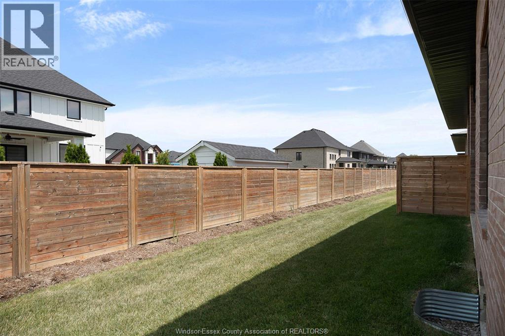 572 Lily Mac Boulevard, Windsor, Ontario  N6E 3N7 - Photo 4 - 26004564