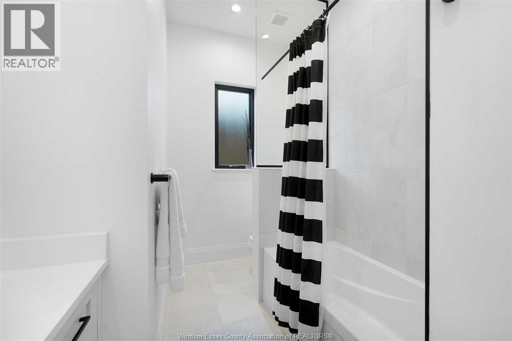 572 Lily Mac Boulevard, Windsor, Ontario N6E 3N7 - Photo 33 - 26004563