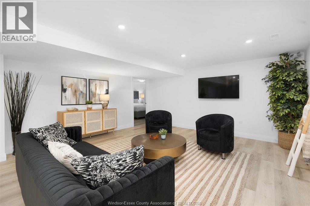 572 Lily Mac Boulevard, Windsor, Ontario N6E 3N7 - Photo 41 - 26004563