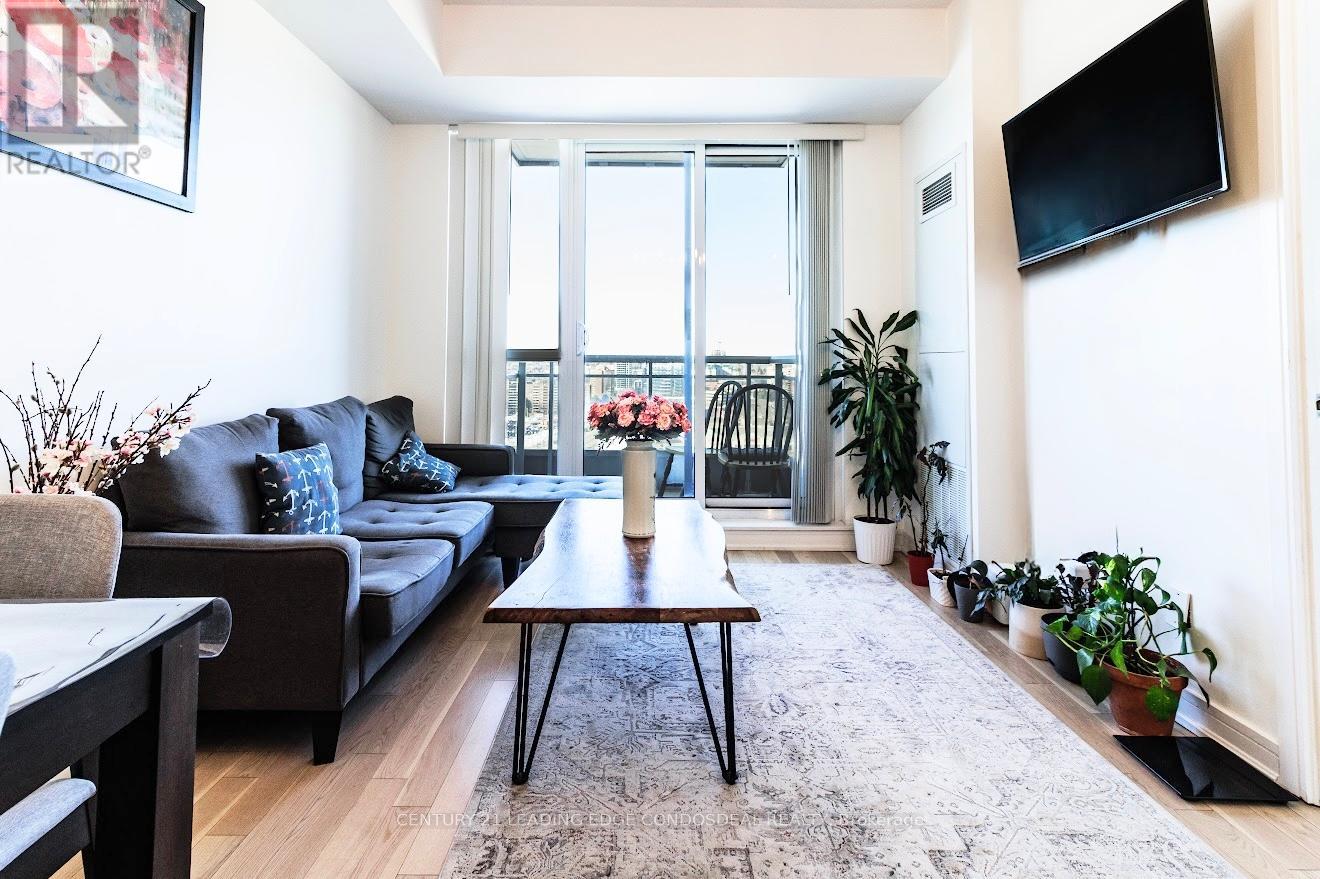 1712 - 9205 Yonge Street, Richmond Hill, Ontario  L4C 1V5 - Photo 10 - N12845214