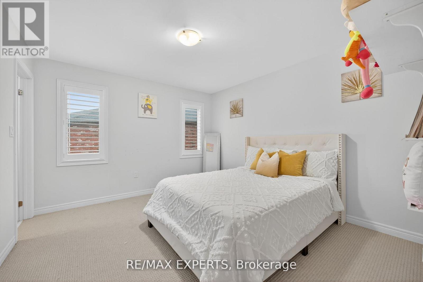 66 Robb Thompson Road, East Gwillimbury, Ontario  L0G 1M0 - Photo 16 - N12845254