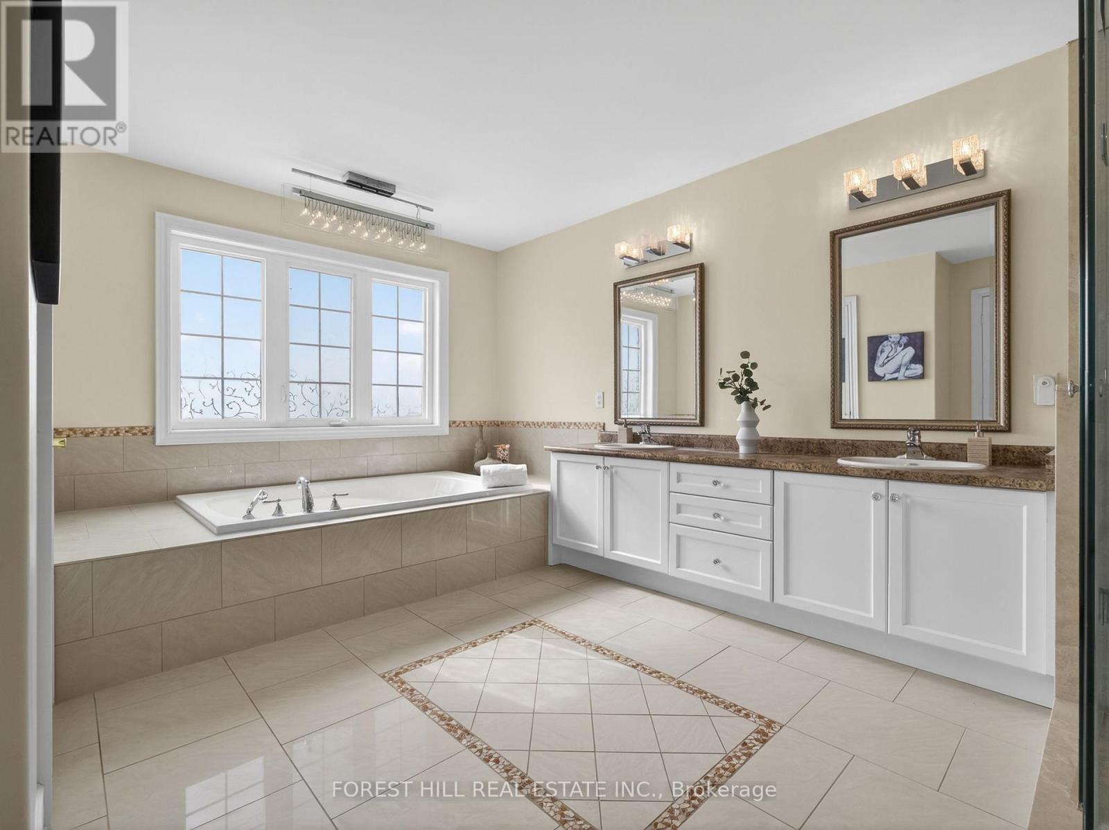 232 Luca Avenue, Vaughan, Ontario L6A 0X3 - Photo 32 - N12845304