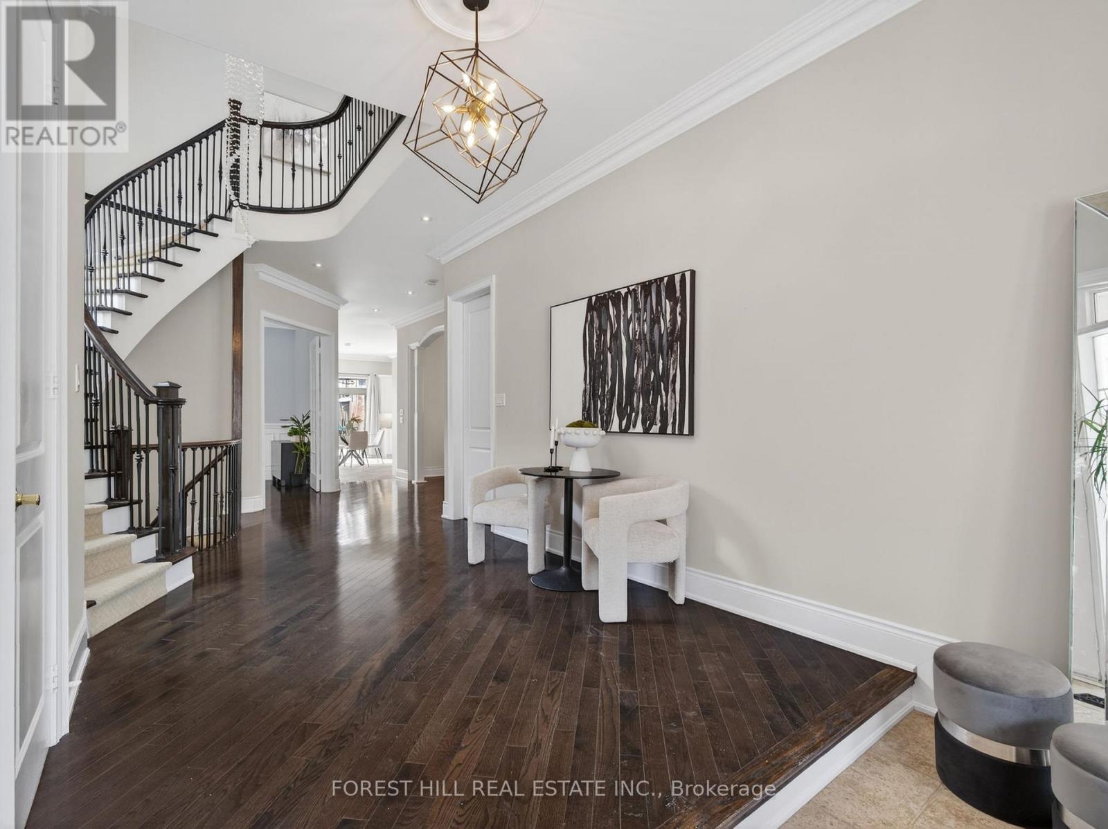 232 Luca Avenue, Vaughan, Ontario L6A 0X3 - Photo 4 - N12845304