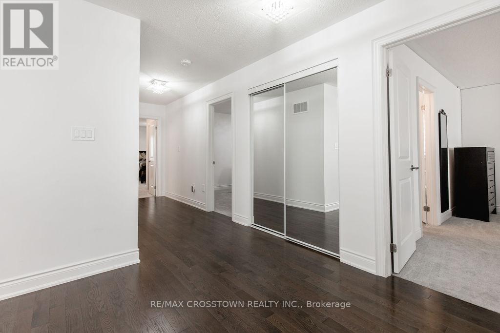 11 Middleton Drive, Wasaga Beach, Ontario  L9Z 0L1 - Photo 25 - S12845158