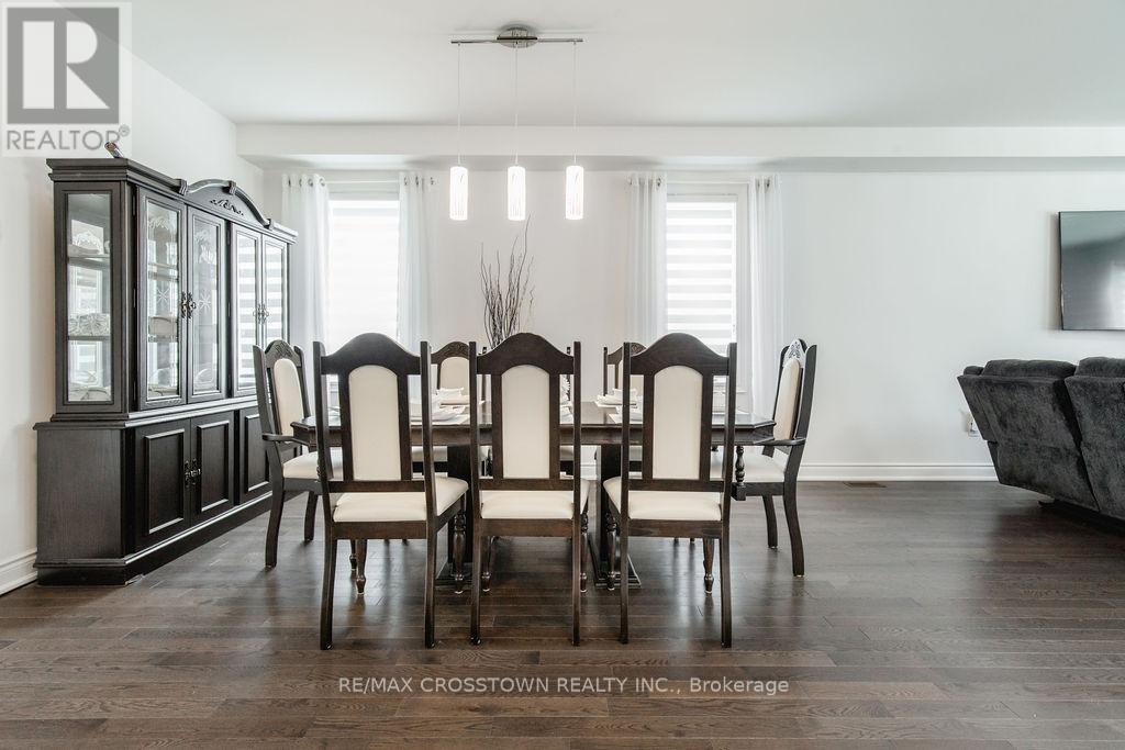 11 Middleton Drive, Wasaga Beach, Ontario  L9Z 0L1 - Photo 8 - S12845158