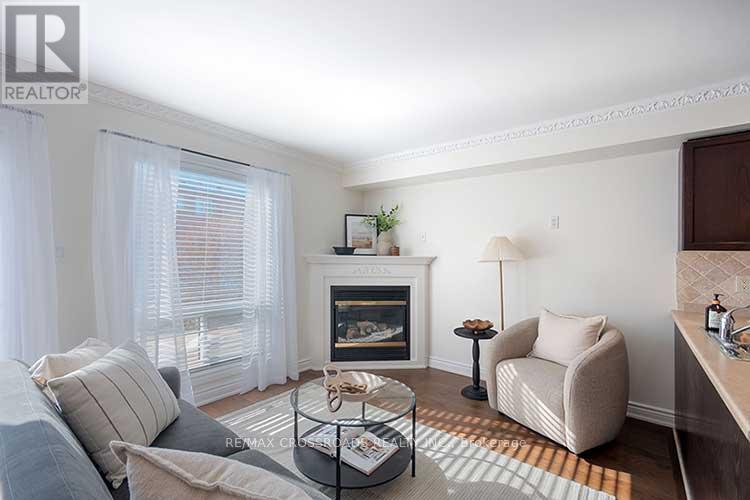 To39 - 39 Torr Lane, Ajax, Ontario  L1S 7N1 - Photo 8 - E12845120