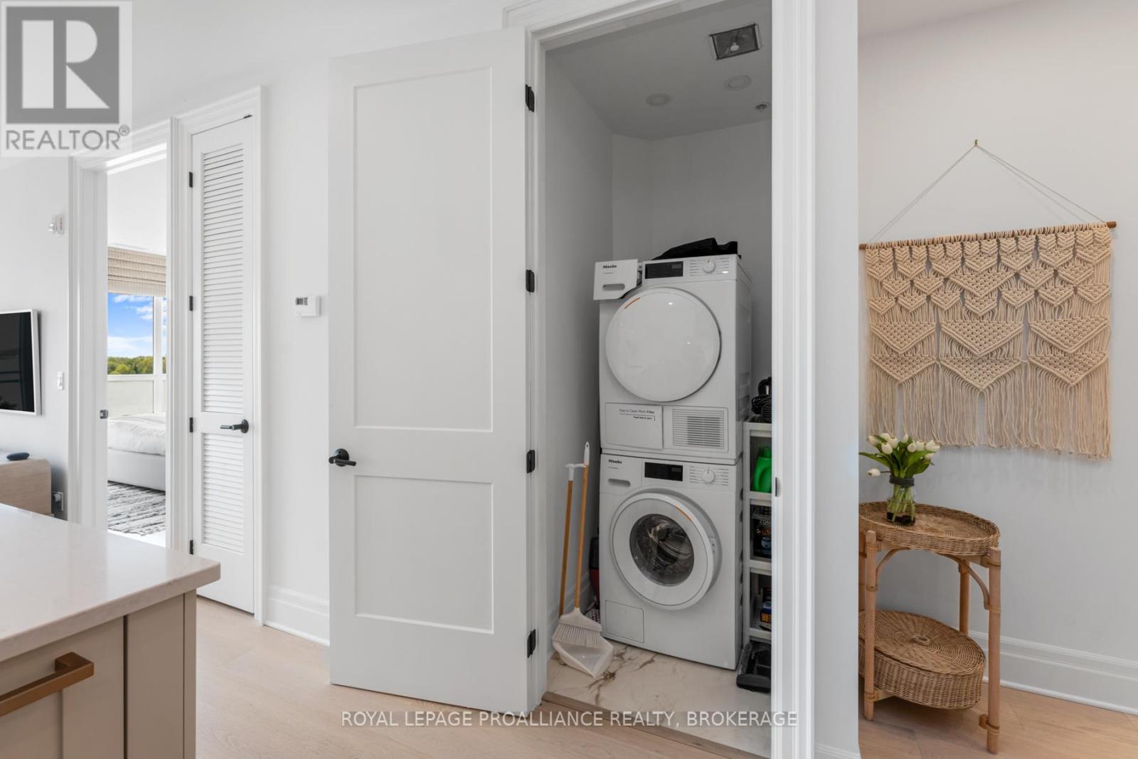 618 - 129b South Street, Gananoque, Ontario K7G 0B1 - Photo 20 - X12845222