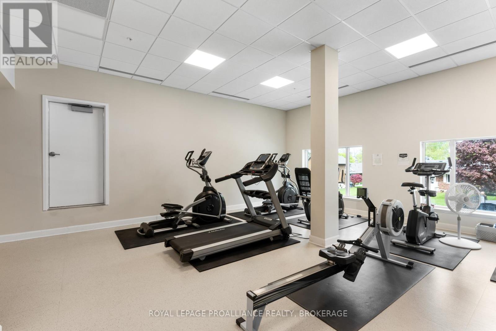 618 - 129b South Street, Gananoque, Ontario K7G 0B1 - Photo 30 - X12845222