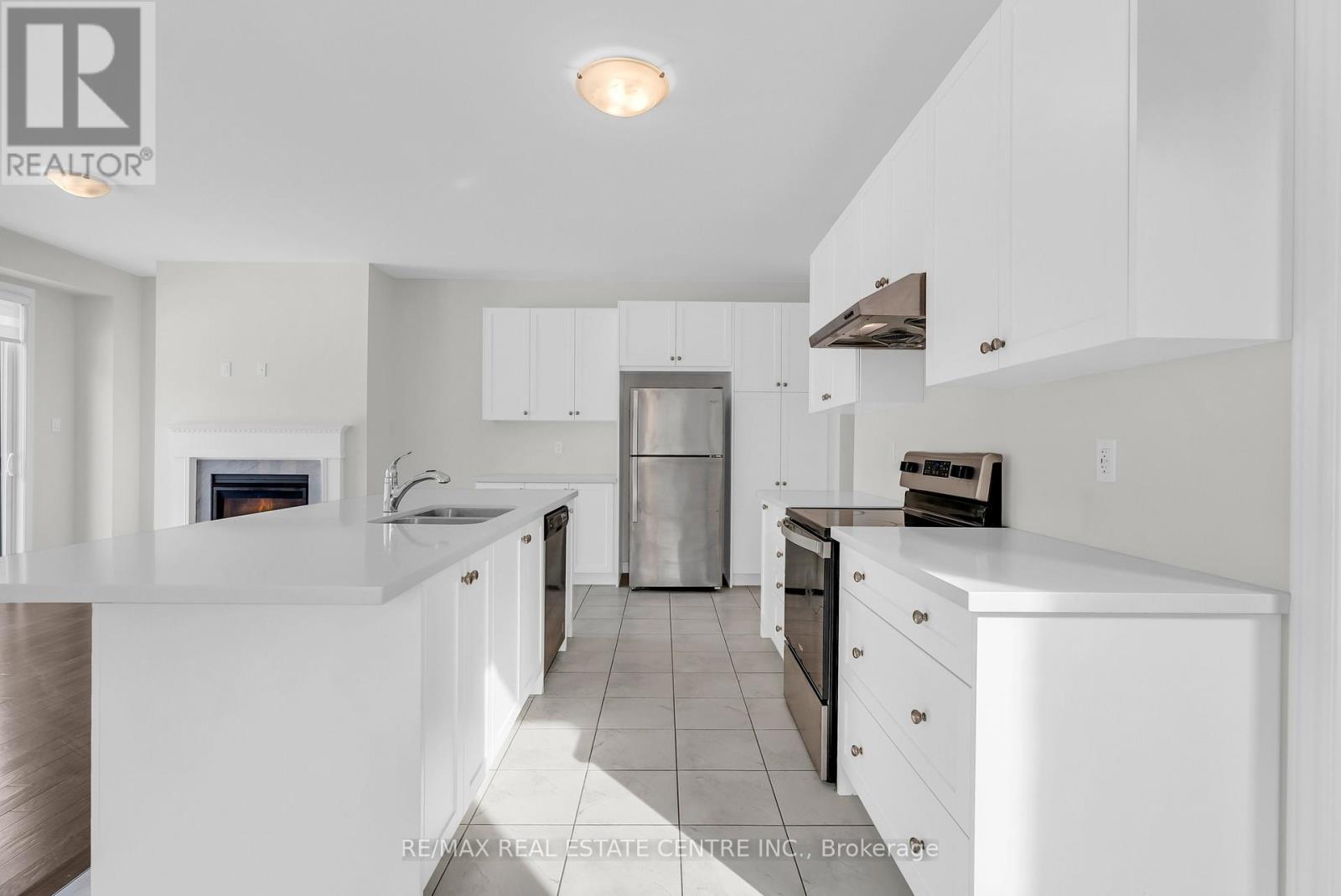 22 Spinland Street, Caledon, Ontario  L7C 4K4 - Photo 18 - W12770926