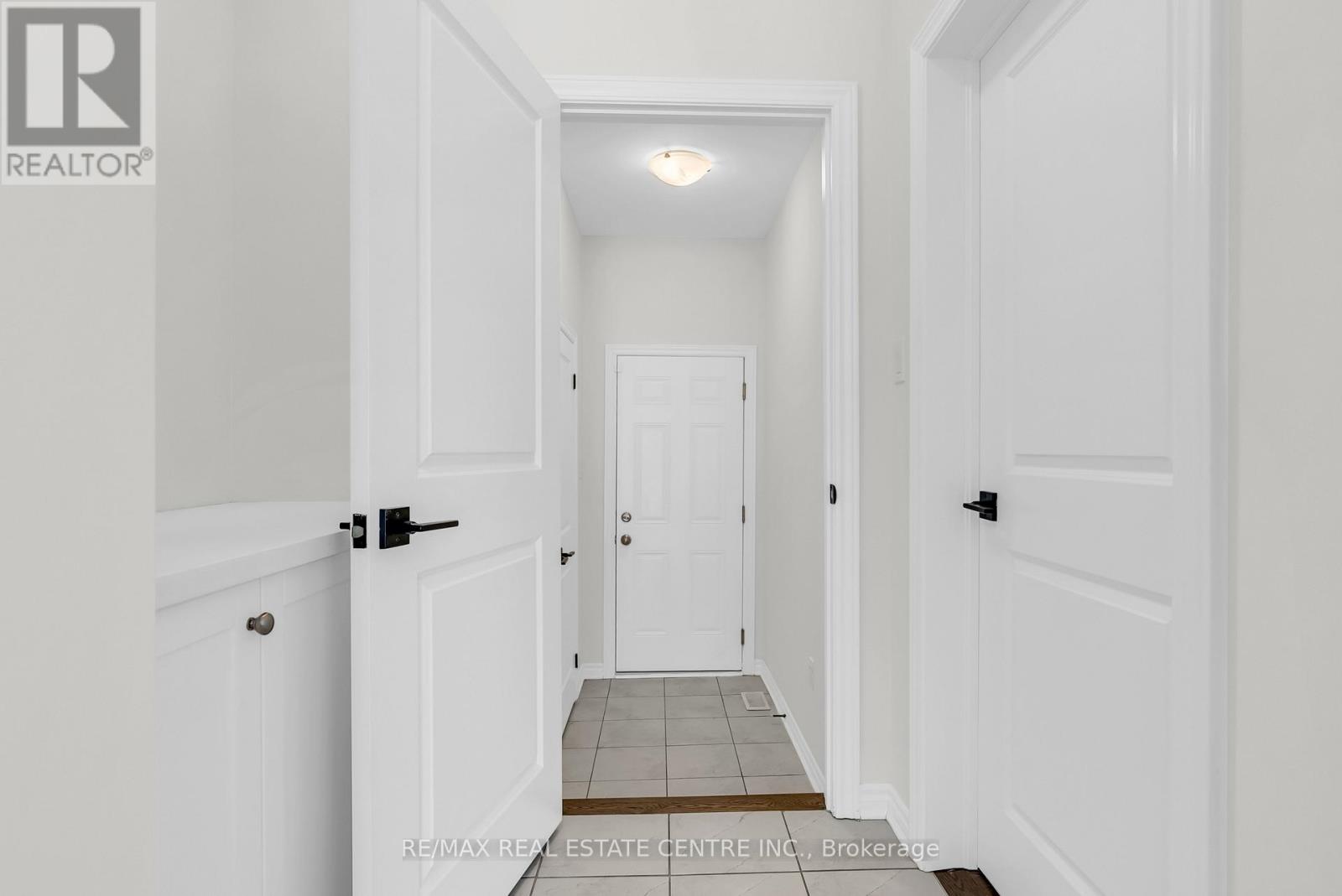 22 Spinland Street, Caledon, Ontario  L7C 4K4 - Photo 25 - W12770926