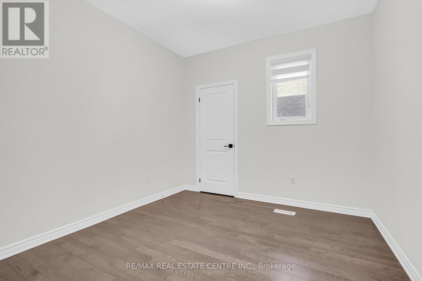 22 Spinland Street, Caledon, Ontario  L7C 4K4 - Photo 39 - W12770926