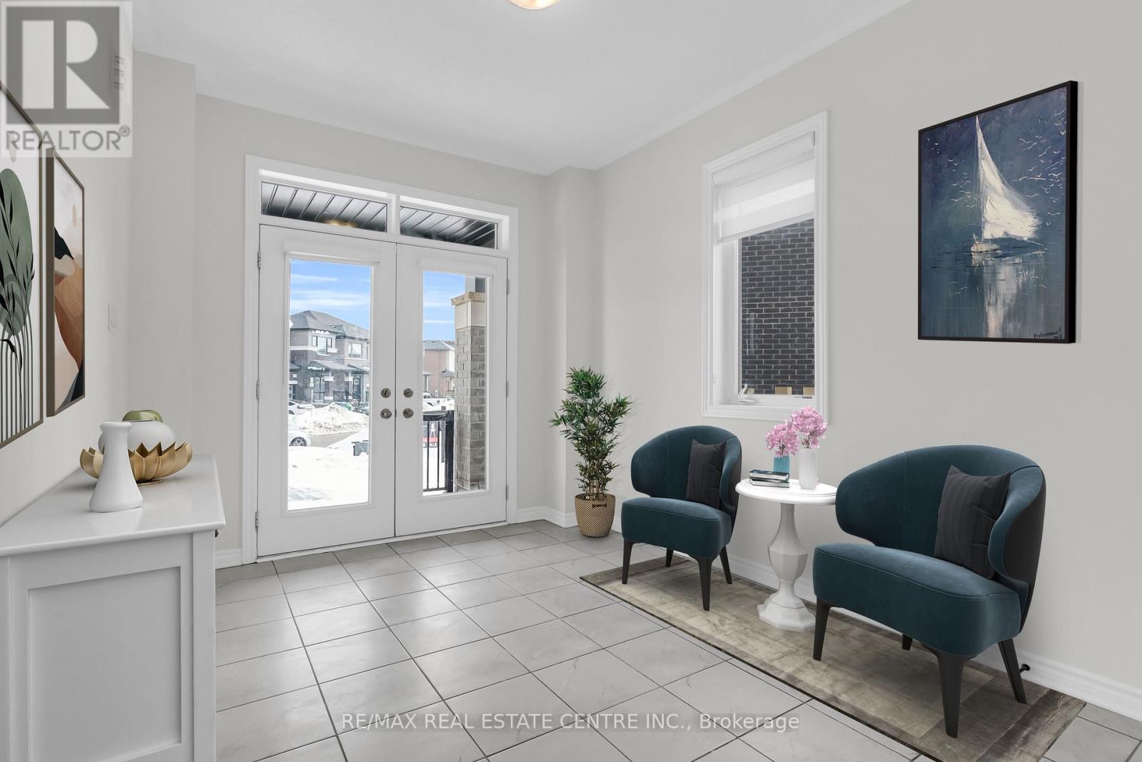 22 Spinland Street, Caledon, Ontario  L7C 4K4 - Photo 5 - W12770926