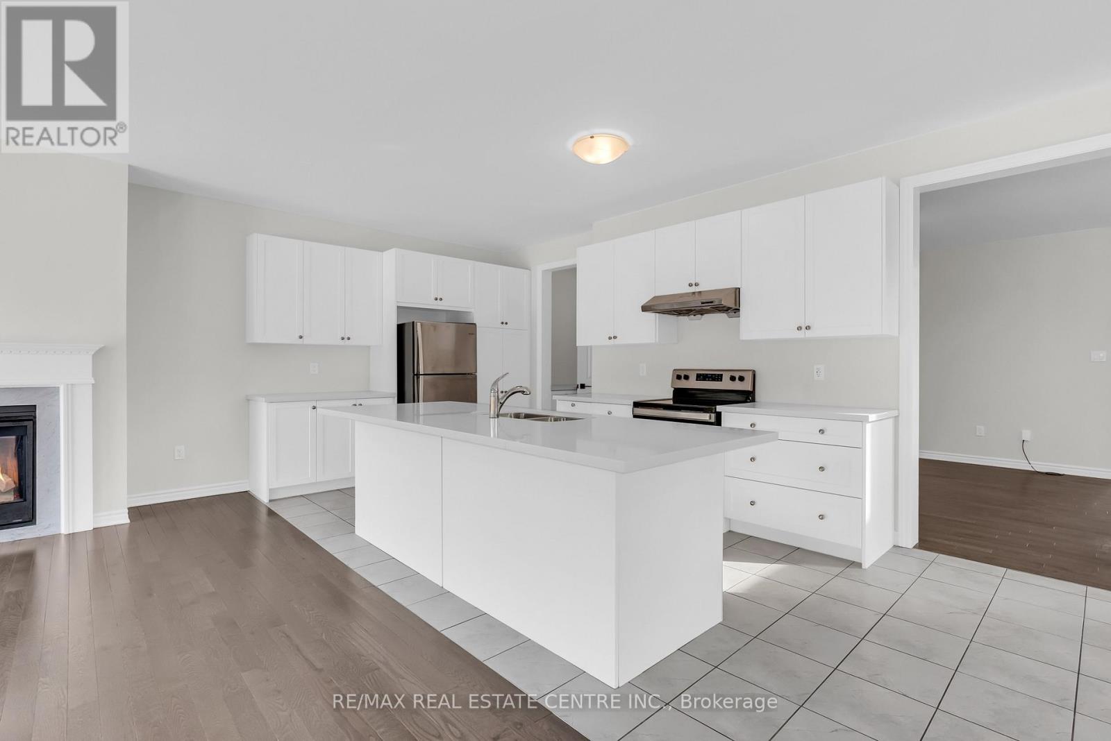 22 Spinland Street, Caledon, Ontario  L7C 4K4 - Photo 20 - W12770926