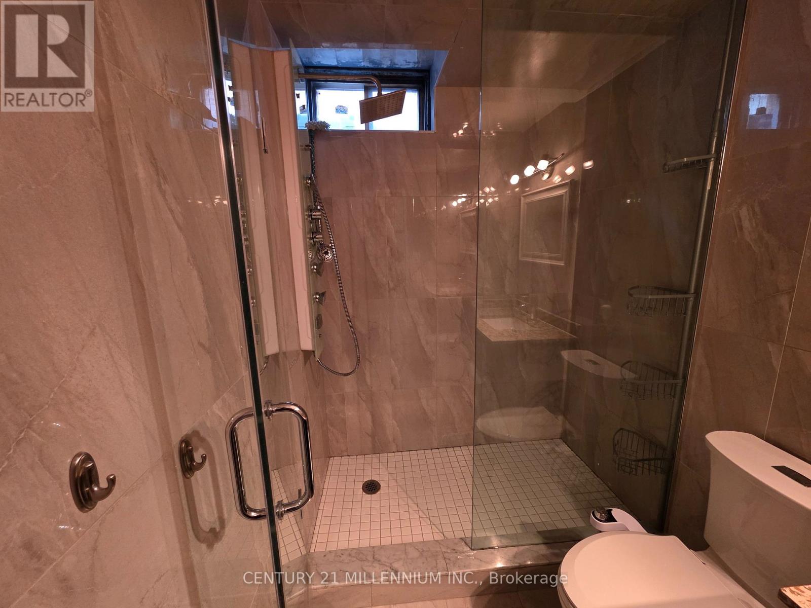 Bsmt - 30 Wexford Road, Brampton, Ontario  L6Z 2W3 - Photo 13 - W12841692