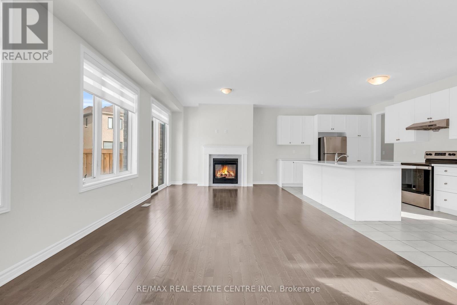 22 Spinland Street, Caledon, Ontario  L7C 4K4 - Photo 10 - W12770926