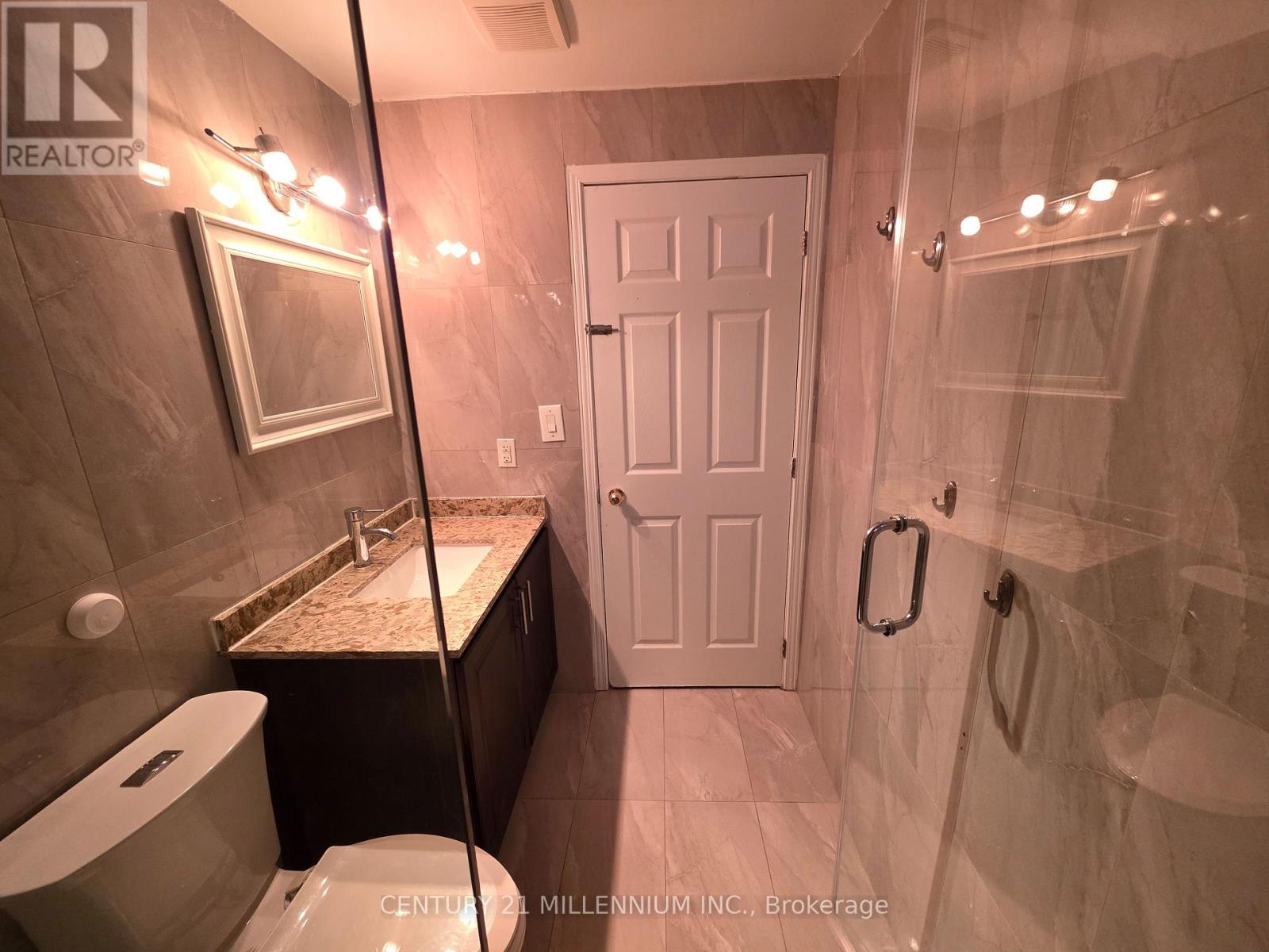 Bsmt - 30 Wexford Road, Brampton, Ontario  L6Z 2W3 - Photo 15 - W12841692