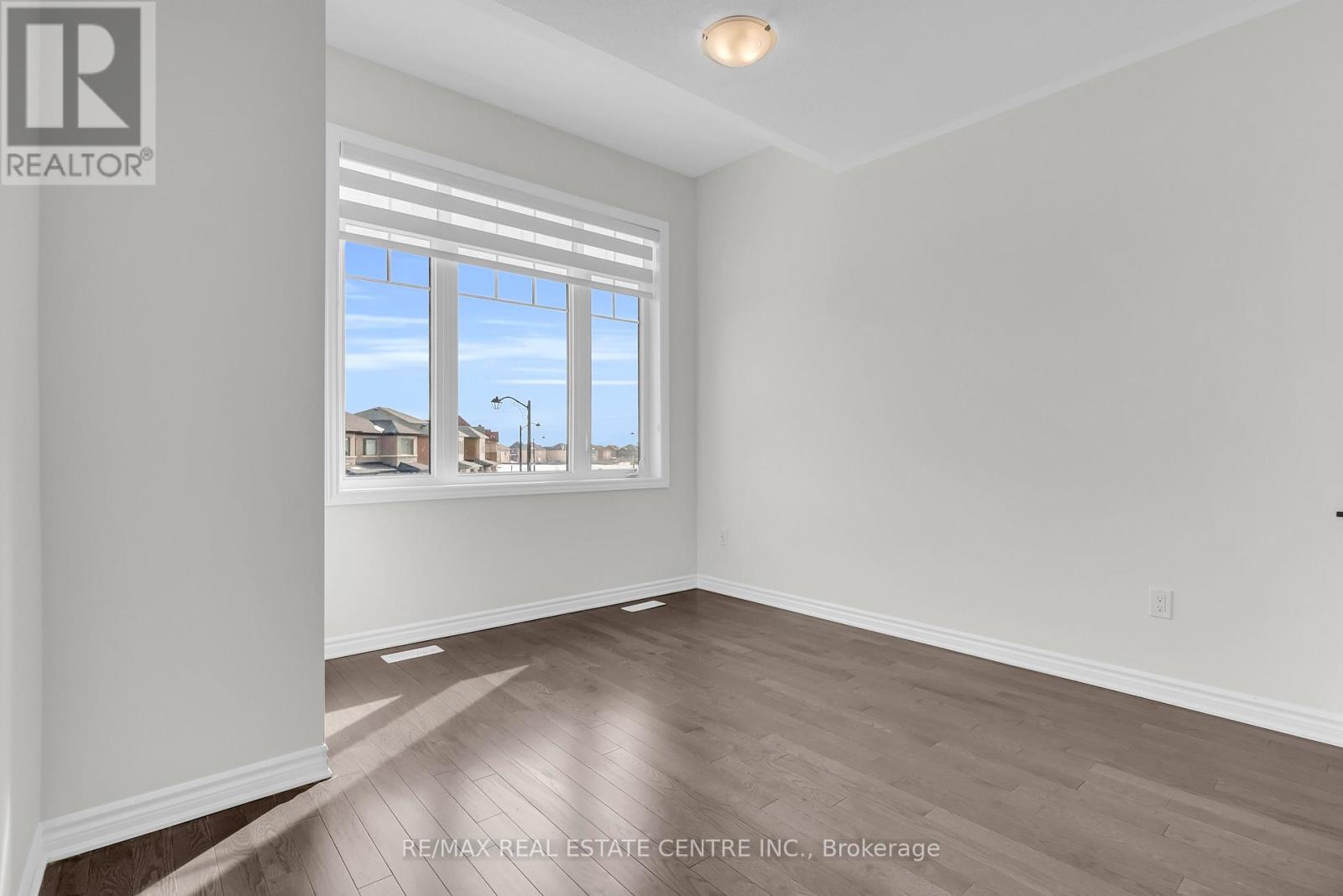 22 Spinland Street, Caledon, Ontario  L7C 4K4 - Photo 44 - W12770926