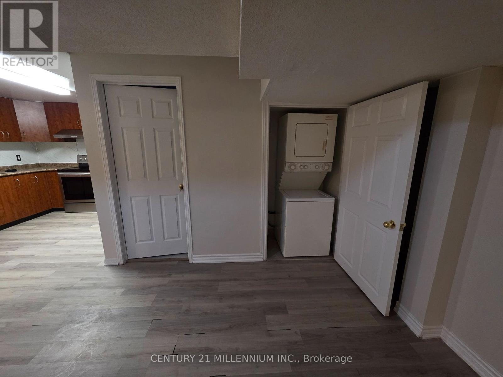 Bsmt - 30 Wexford Road, Brampton, Ontario  L6Z 2W3 - Photo 10 - W12841692
