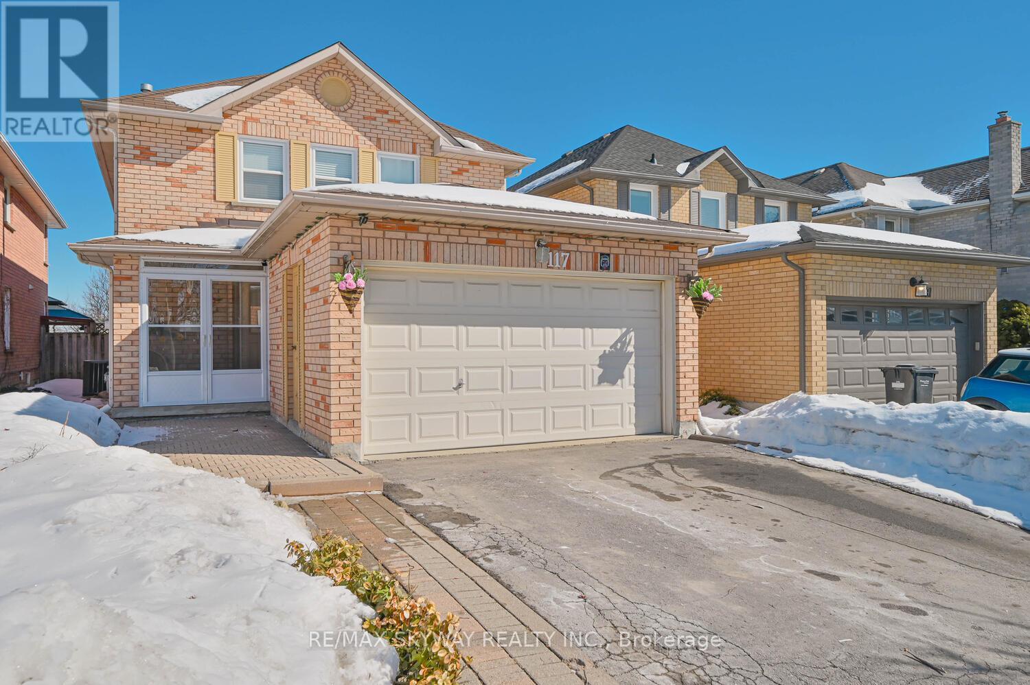 117 Richvale Drive S, Brampton, Ontario  L6Z 4G4 - Photo 2 - W12845122