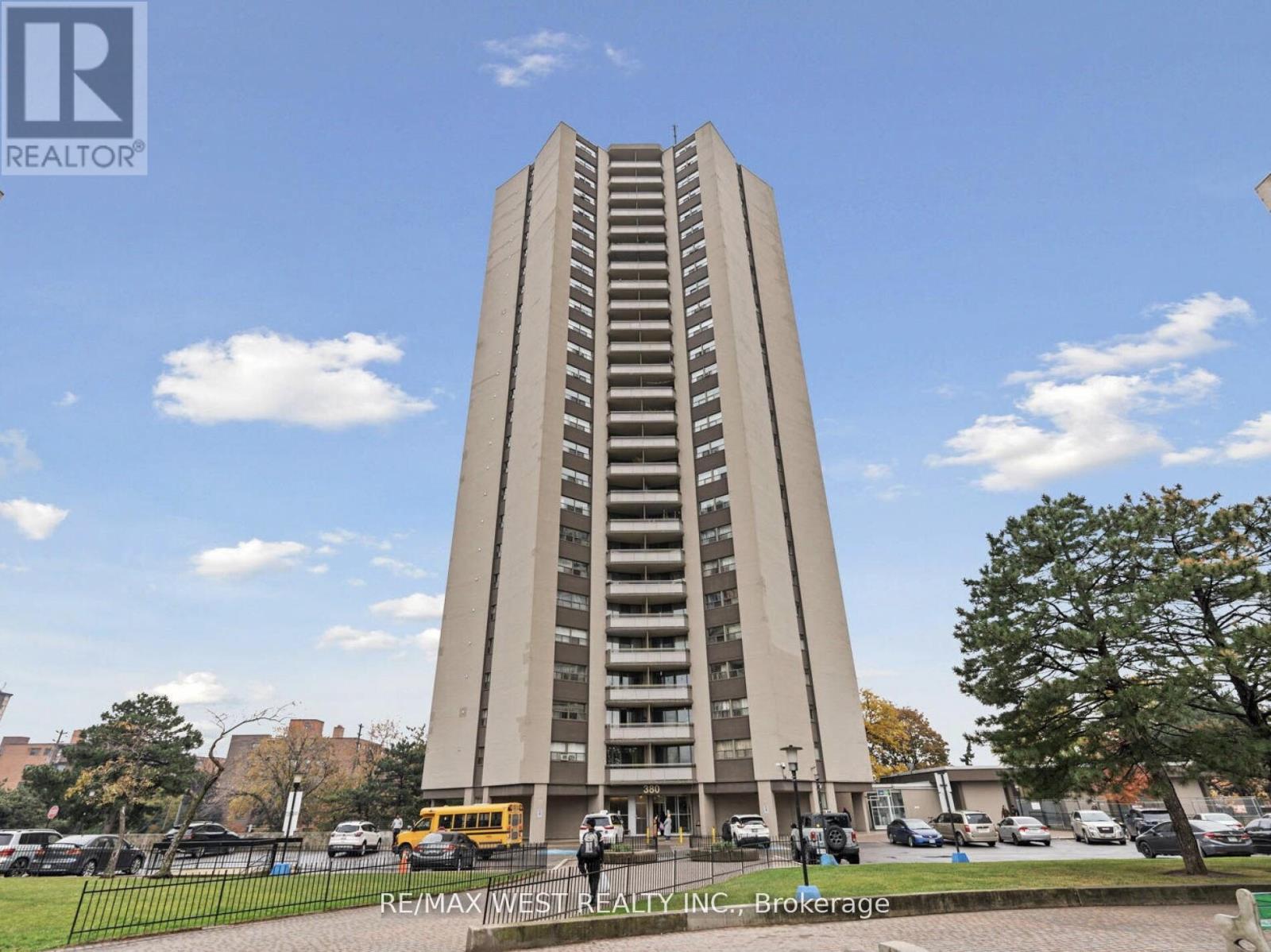 605 - 380 DIXON ROAD, Toronto, Ontario