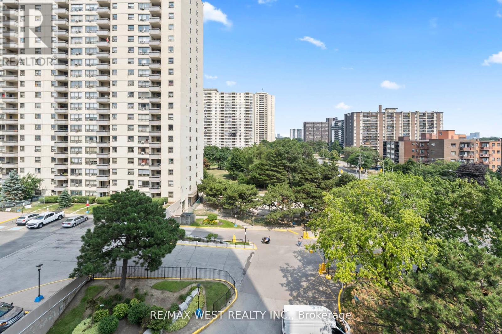 605 - 380 Dixon Road, Toronto, Ontario  M9R 1T3 - Photo 26 - W12845206